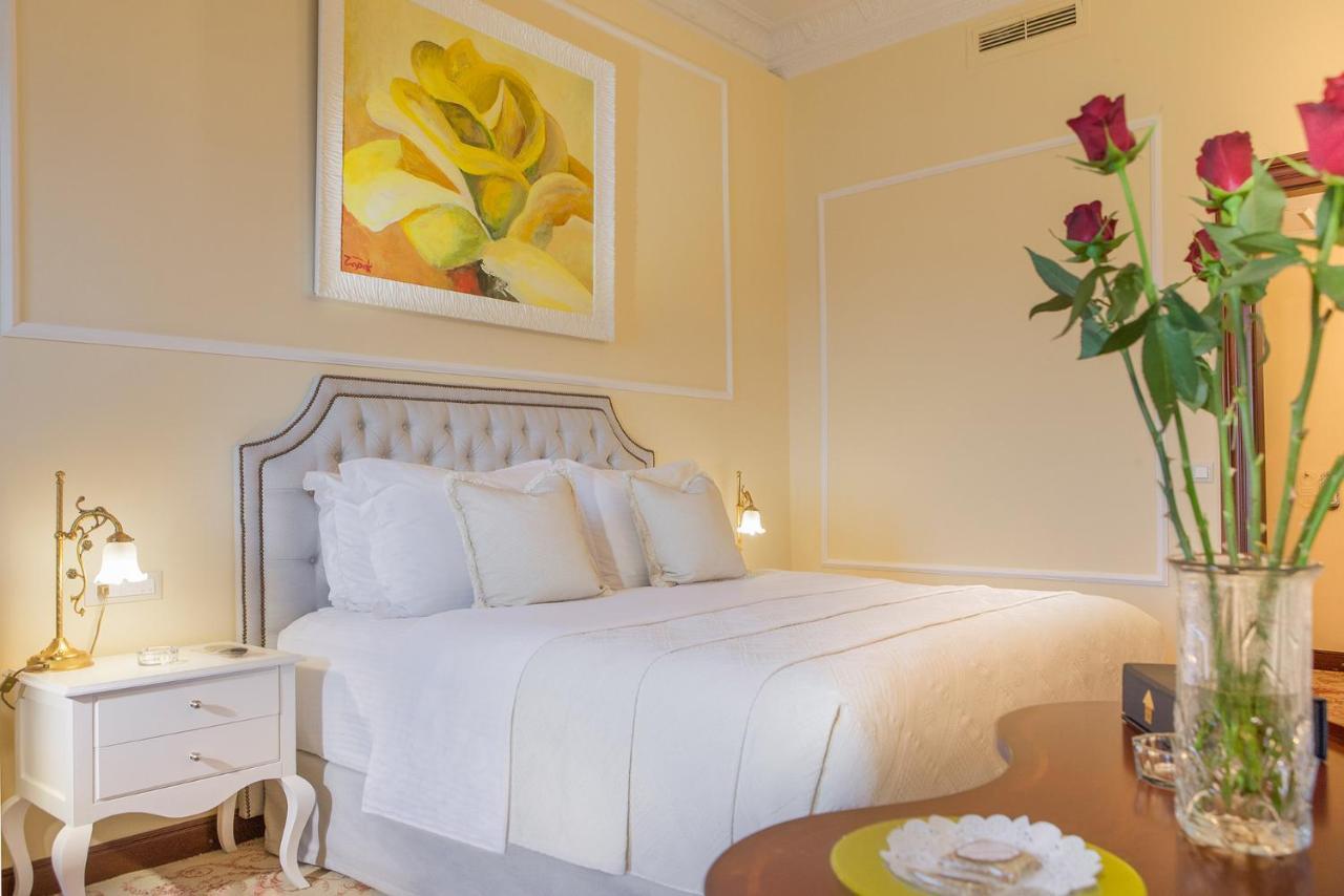 Grande Albergo Delle Rose (Adults Only) Rhodes City Exterior photo